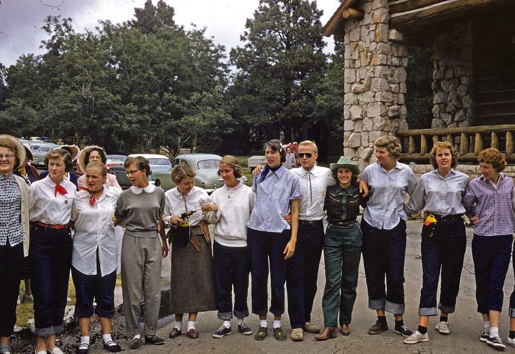 Barnard Castle School main entrance group photo